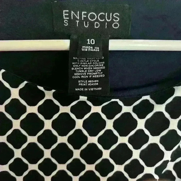 EnFocus Studio Faux Wrap Midi Dress - Picture 3 of 3